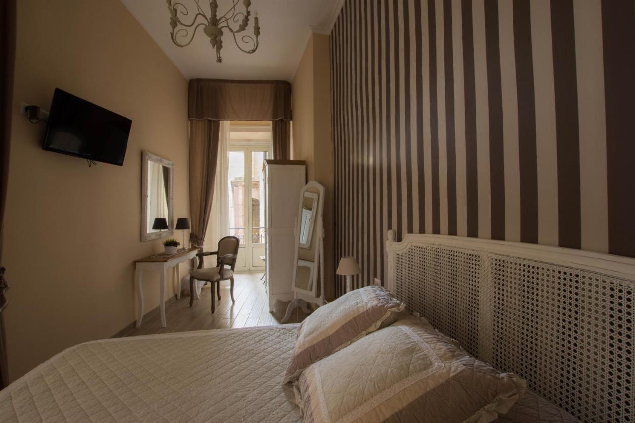 Rooms In San Domenico Maggiore 3 Napoli Dış mekan fotoğraf