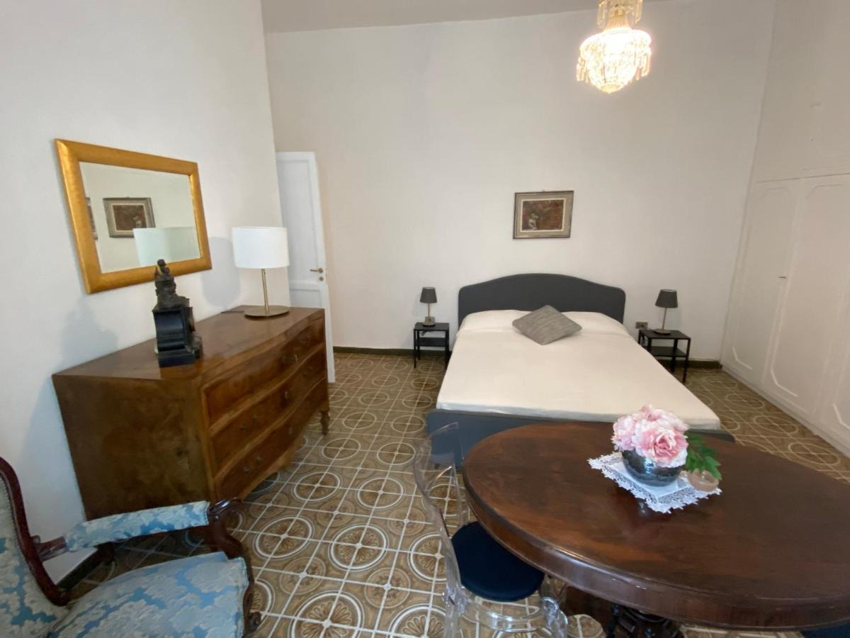 Rooms In San Domenico Maggiore 3 Napoli Dış mekan fotoğraf
