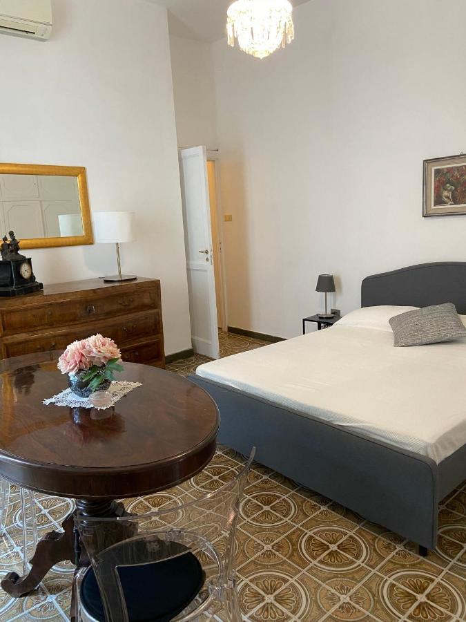 Rooms In San Domenico Maggiore 3 Napoli Dış mekan fotoğraf